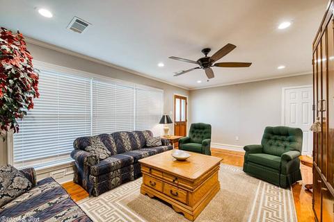 714 Fifth Ave, Conway, AR 72032 photo 4