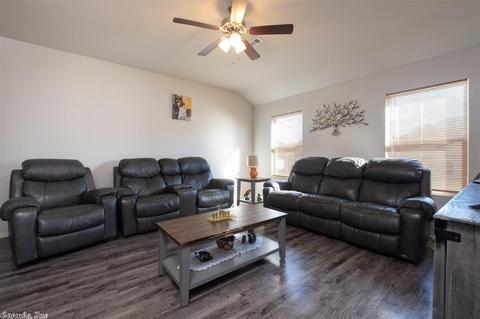 6128 Saddle Hill Dr, Alexander, AR 72002 photo 3