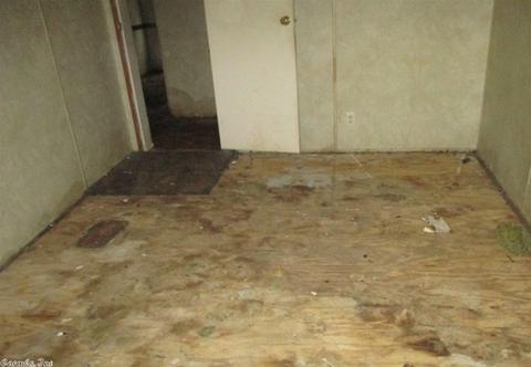 228 Handly, Redfield, AR 72132 photo 6