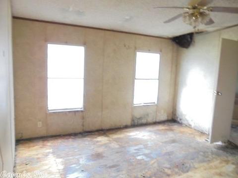 228 Handly, Redfield, AR 72132 photo 5