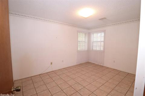 950 Division, Malvern, AR 72104 photo 12