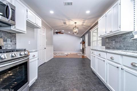 1619 Overview Dr, Benton, AR 72015 photo 10