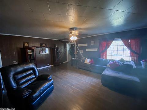 615 W 3rd St, Rector, AR 72461 photo 3