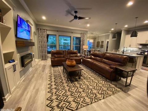 2225 Blaney Hl, Conway, AR 72032 photo 2