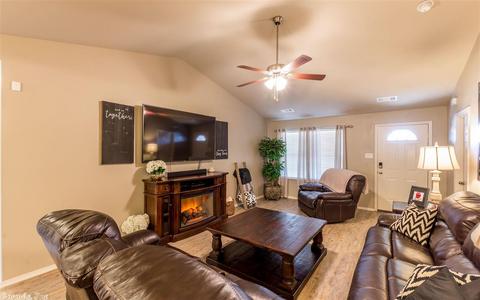 207 Harper Dr, Brookland, AR 72417 photo 4