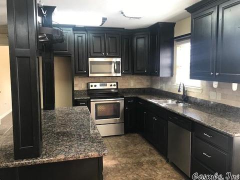 6 Beaumont Cv, Greenbrier, AR 72058 photo 4