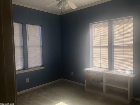 704 E North St, Benton, AR 72015 photo 12
