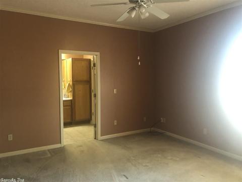 704 E North St, Benton, AR 72015 photo 6