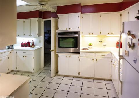 901 Heather Cir, Conway, AR 72034 photo 4