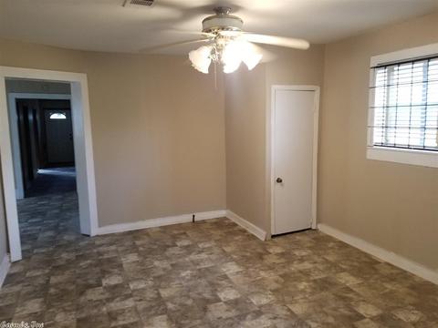 2004 S Georgia, Pine Bluff, AR 71603 photo 7