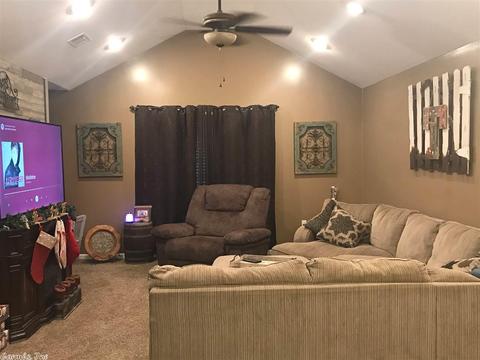 704 N 4th St, Marmaduke, AR 72443 photo 8