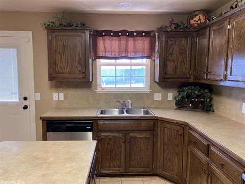 227 Timberlake Dr, Haskell, AR 72015 photo 8