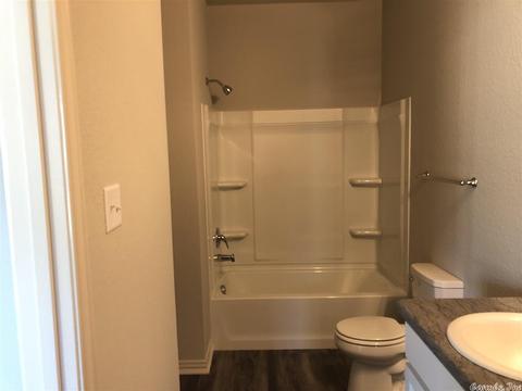 2075 Matthews Meadows Ln, Conway, AR 72032 photo 9