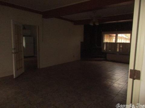 1300 Arrowhead Pl, Pine Bluff, AR 71603 photo 8