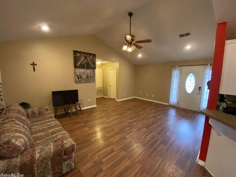 475 Crossroads Cv, Ward, AR 72176 photo 4