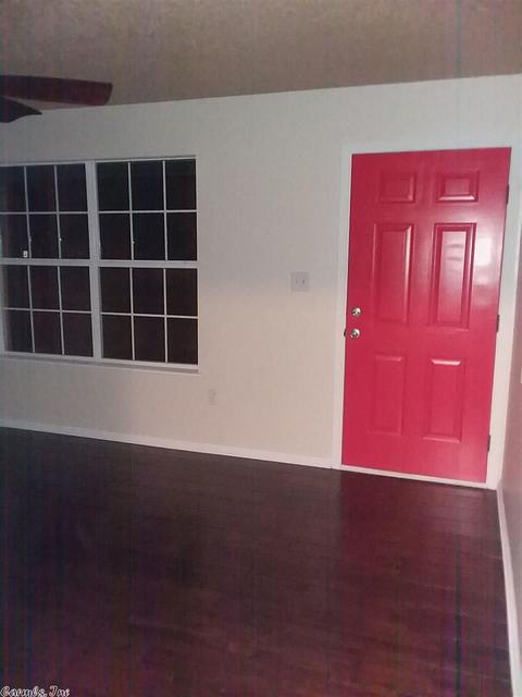 402 W Iowa St, Beebe, AR 72012 photo 4