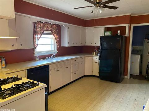 417 E Georgia St, Walnut Ridge, AR 72476 photo 3