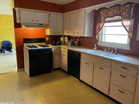 417 E Georgia St, Walnut Ridge, AR 72476 photo 4
