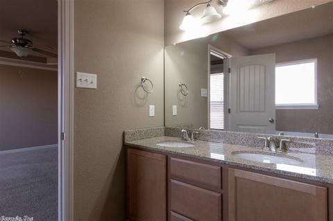 2810 Legacy Cv, Conway, AR 72032 photo 17