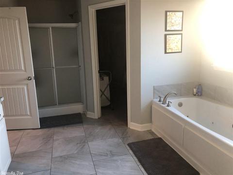 4086 Hampton Dr, Benton, AR 72019 photo 9