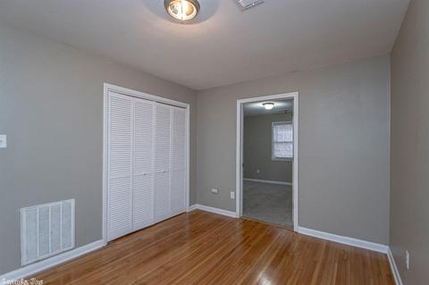 2410 Prysock, Benton, AR 72015 photo 15