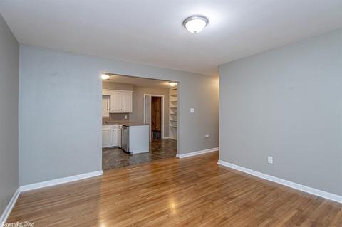2410 Prysock, Benton, AR 72015 photo 5