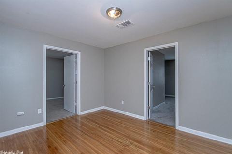 2410 Prysock, Benton, AR 72015 photo 14
