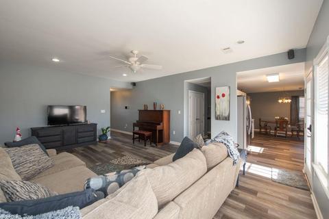 11 Graddy Loop Rd, Vilonia, AR 72173 photo 8