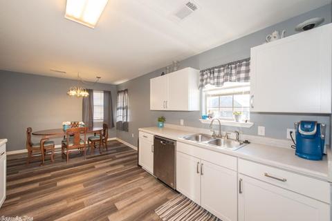 11 Graddy Loop Rd, Vilonia, AR 72173 photo 9