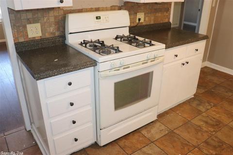 903 N Fir St, Beebe, AR 72012 photo 5