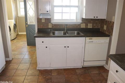 903 N Fir St, Beebe, AR 72012 photo 4
