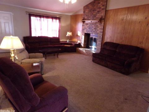 6002 S Cedar St, Pine Bluff, AR 71603 photo 4