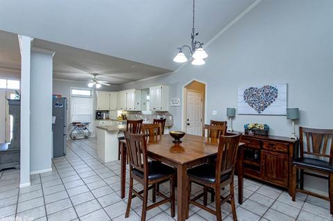 1902 Rodeo Dr, Bryant, AR 72022 photo 4