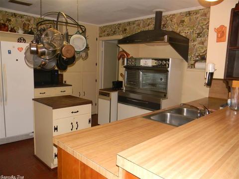 715 W 30th, Pine Bluff, AR 71603 photo 2