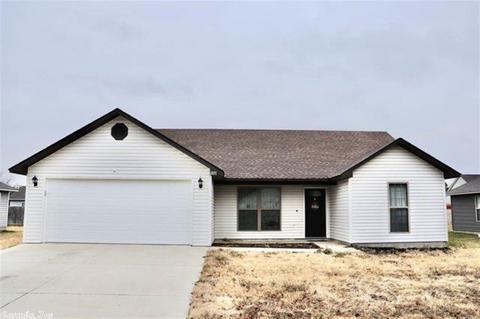 906 Silverleaf, Bono, AR 72416 photo 1