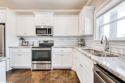1555 Cherry Bark, Conway, AR 72034 photo 6