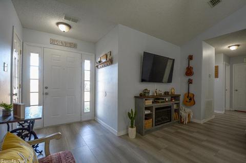 1301 Wilson Loop, Ward, AR 72176 photo 3