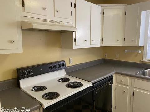 1307 Mitchell, Conway, AR 72034 photo 8
