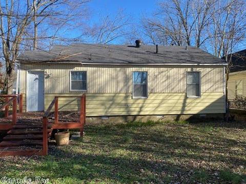 1307 Mitchell, Conway, AR 72034 photo 2