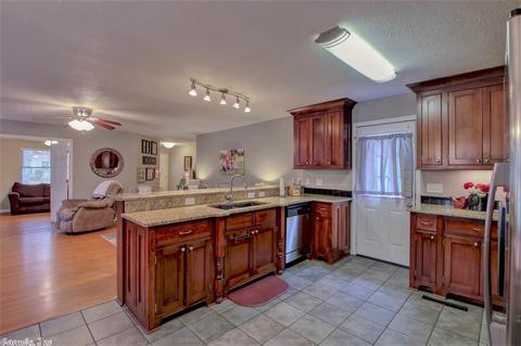 1420 Lenore, Benton, AR 72019 photo 14