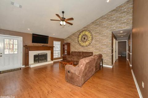2209 Coraltree Dr, Bryant, AR 72022 photo 3