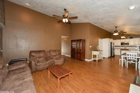 2209 Coraltree Dr, Bryant, AR 72022 photo 4