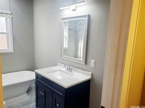 715 E Highland Ave, Malvern, AR 72104 photo 11