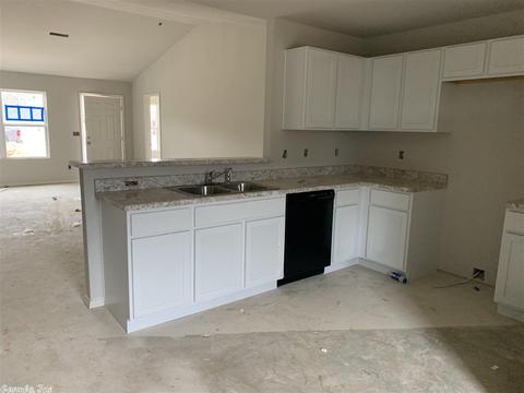 1041 Santa Fe Trl, Bauxite, AR 72011 photo 4