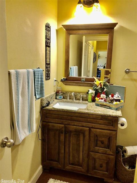 324 E 5th St, Lonoke, AR 72086 photo 22