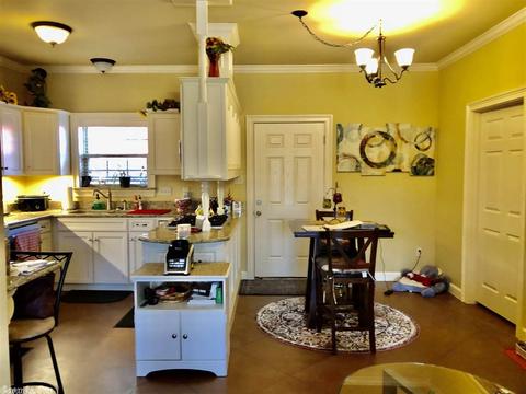 324 E 5th St, Lonoke, AR 72086 photo 8