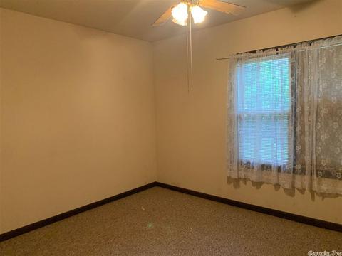 205 N 3rd St, Flippin, AR 72634 photo 6