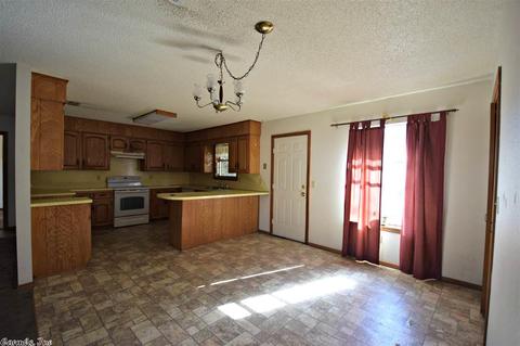808 Karen Dr, Mena, AR 71953 photo 10