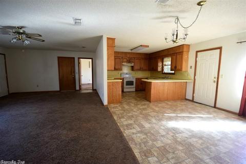 808 Karen Dr, Mena, AR 71953 photo 9