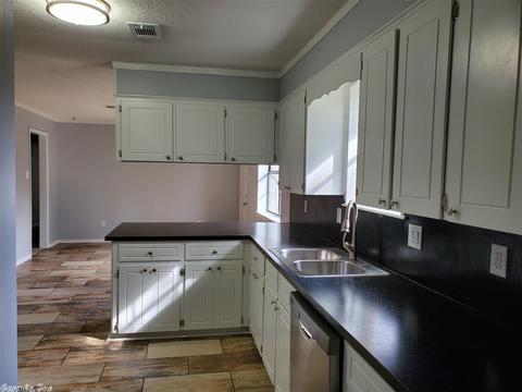 15 White Oak Dr, Cabot, AR 72023 photo 3